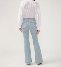 Load image into Gallery viewer, SUKI FLARE | INDIGO 31 INCH INSEAM
