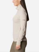 Load image into Gallery viewer, BOUNDLESS TREK TURTLE NECK