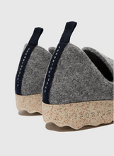 Load image into Gallery viewer, CITY SLIP ON | CONCRETE