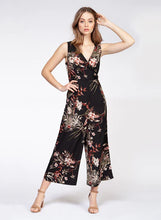 Load image into Gallery viewer, FLORAL JUMPSUIT
