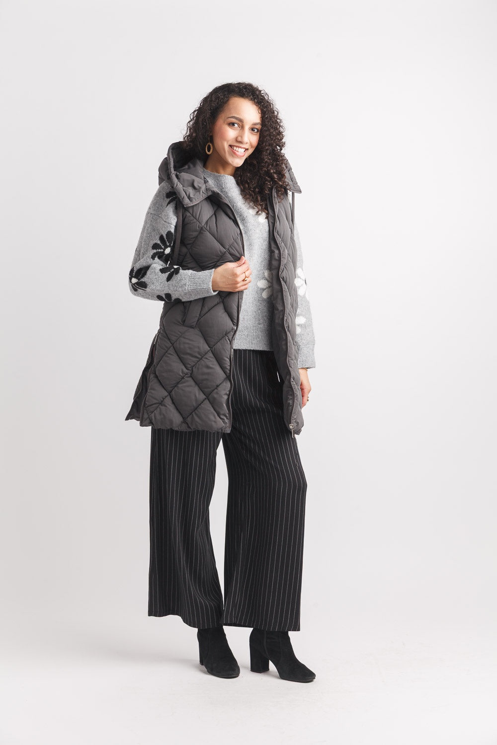 POLLY PUFFER VEST  |  CHARCOAL