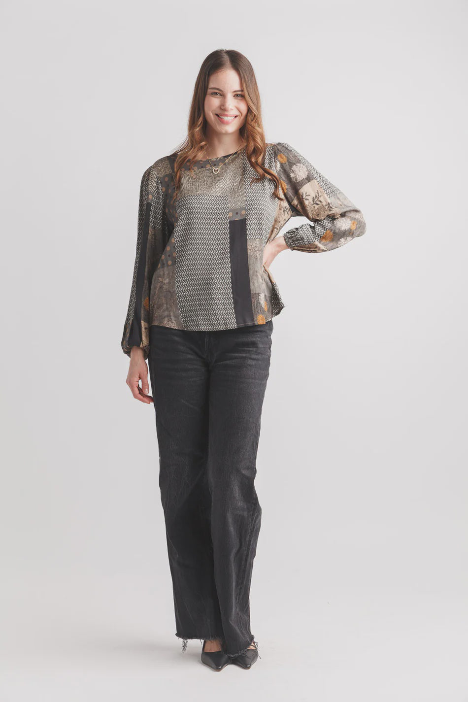 POLLY PATCH PRINT TOP  |  GREY MIX