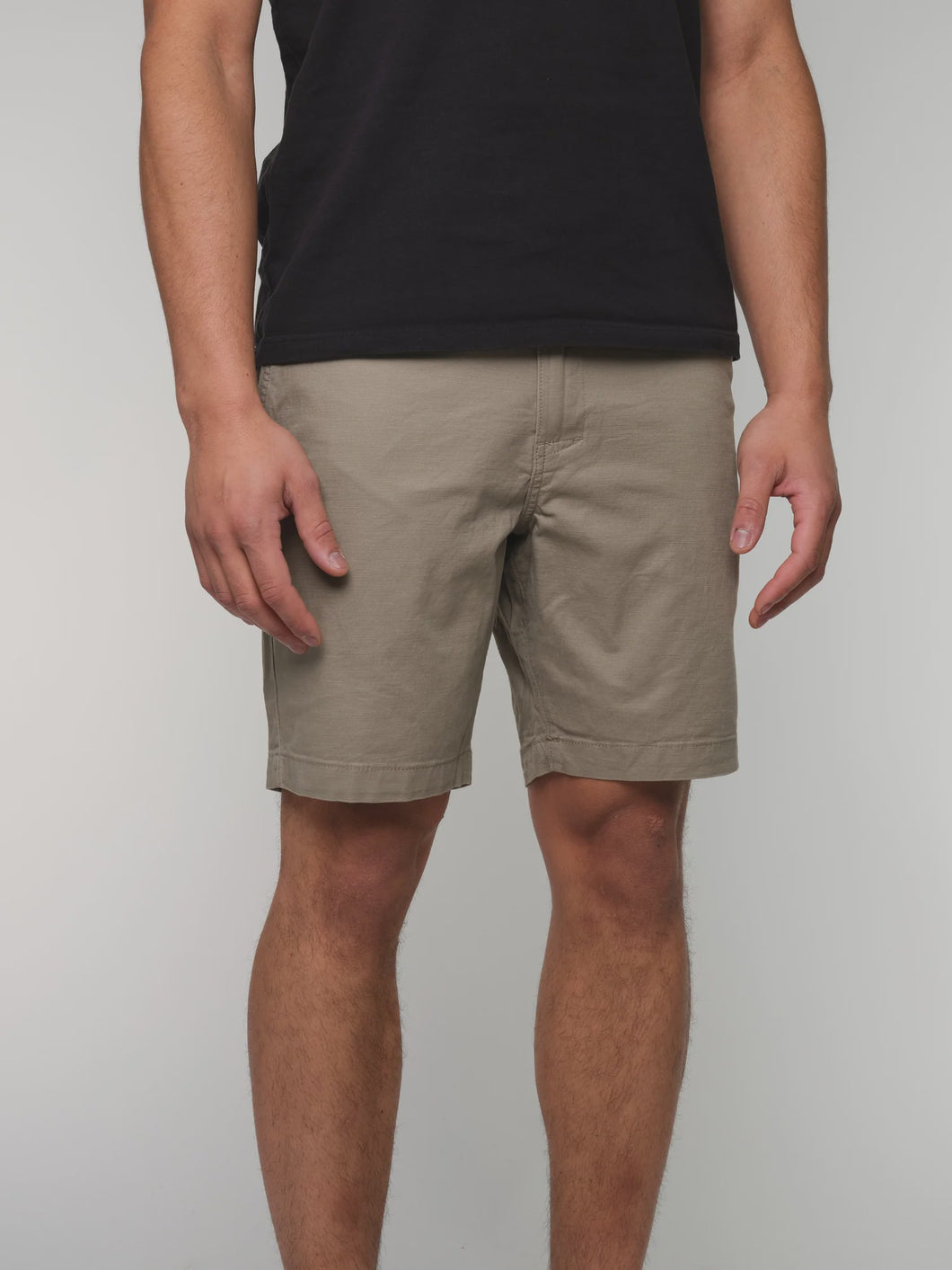 JAY STRETCH SHORTS  |  DARK KHAKI