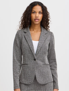 KATE BLAZER  |  BLACK & WHITE HERRING