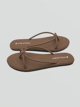 Load image into Gallery viewer, FAST FORWARD SANDAL | TAN
