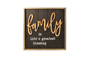 WOODEN FRAME FAMILY