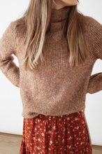 Load image into Gallery viewer, MANNA HIGH NECK SWEATER
